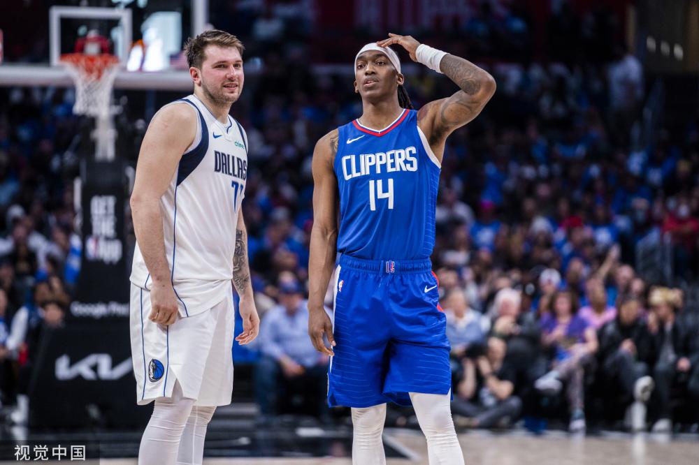 詹姆斯本人 詹姆斯本人