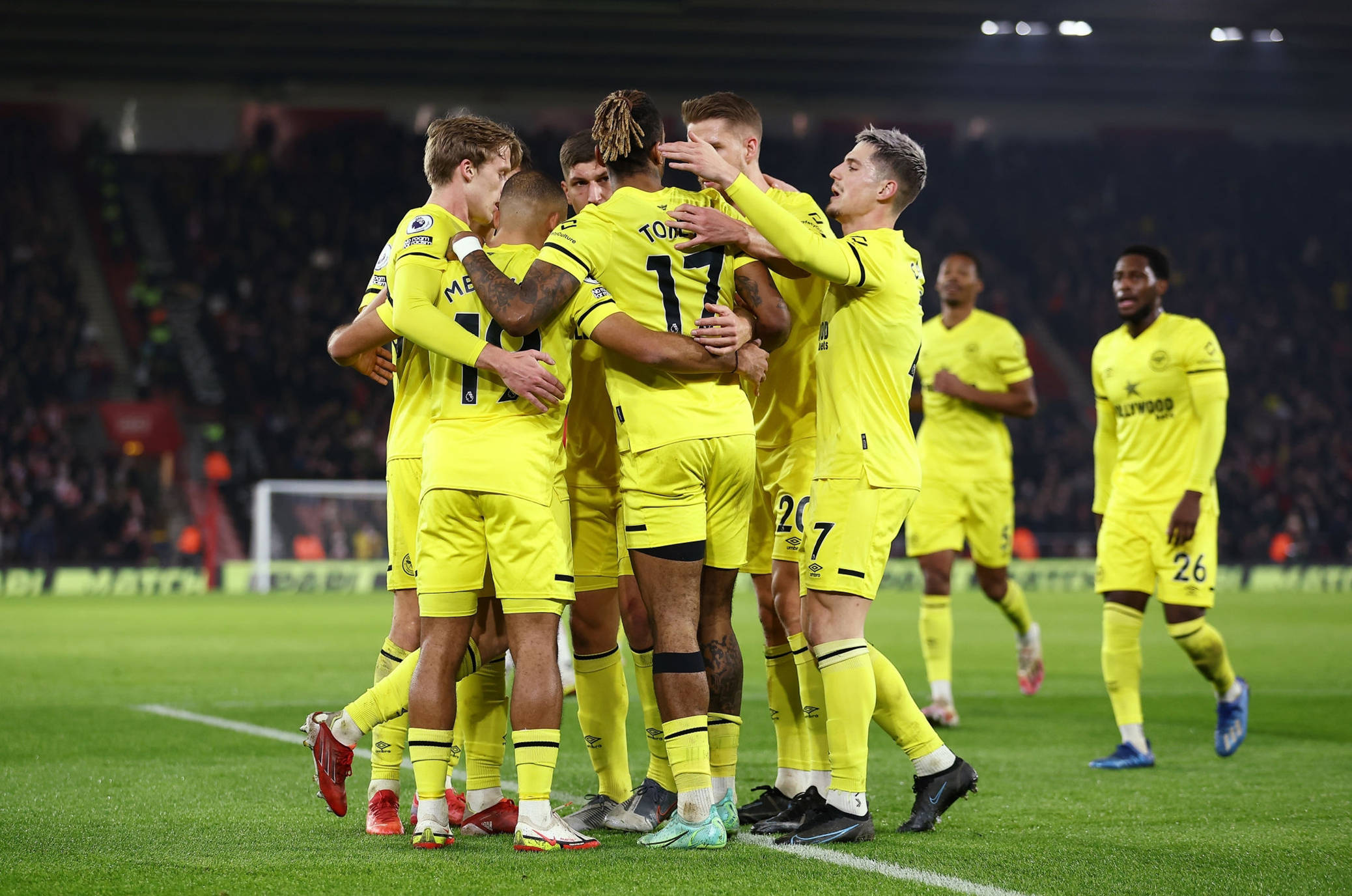 曼城高薪邀 曼城高薪邀