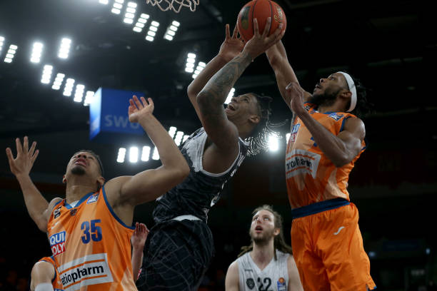 战下的稳定 战下的稳定